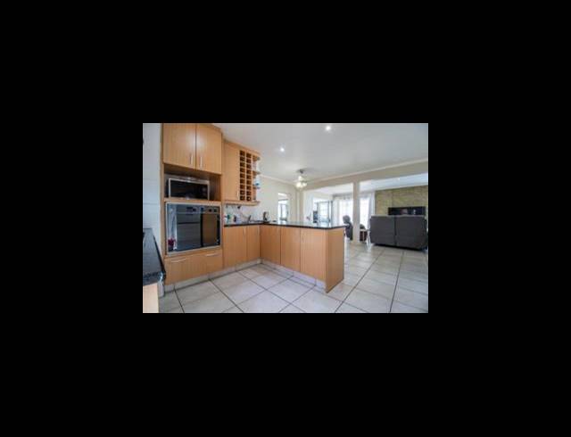 4 BEDROOM HOUSE FOR SALE IN GLENVISTA